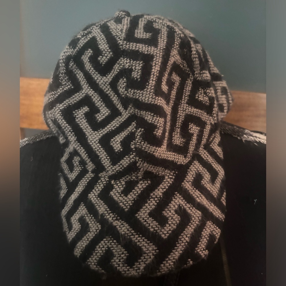 Geometric Adjustable Hat - Picture 3 of 8